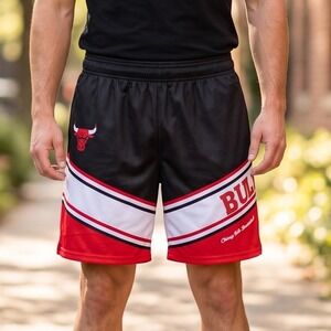 Ultra Game NBA Chicago Bulls Basketball Shorts Red Black White Mesh Mens NEW